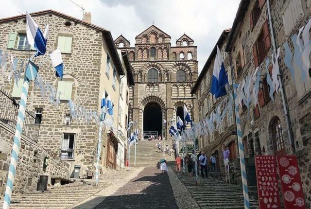 Appartement T 2 cosy dans le centre historique à Le Puy-en-Velay Extérieur photo